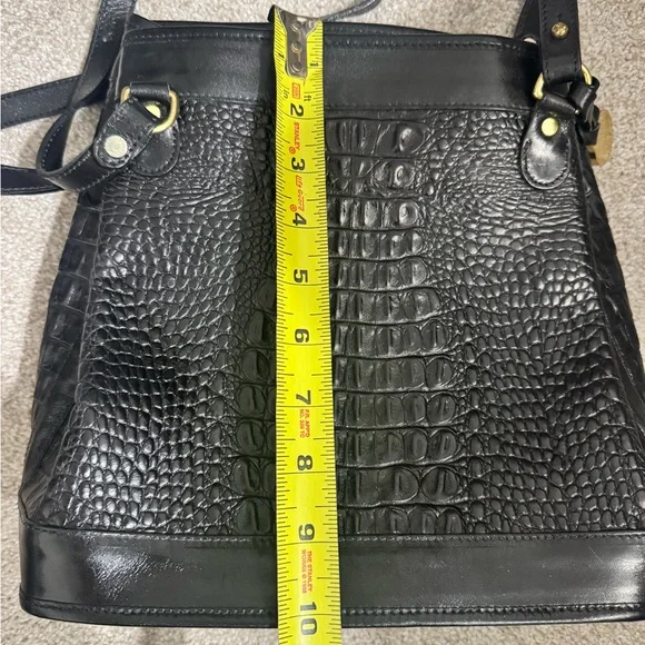 Vintage Brahmin Black Crocodile-Embossed Bag Purse EUC - Picture 12 of 13